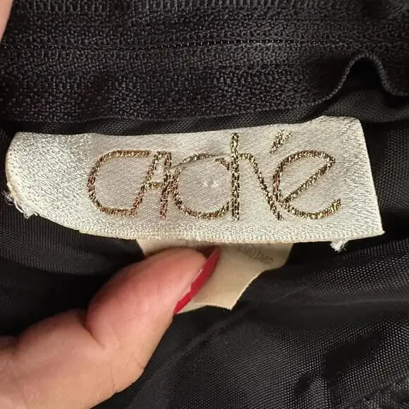 Cache - Picture 7 of 8